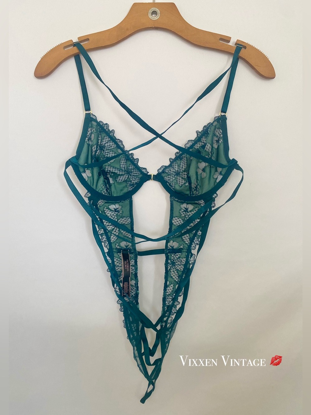 VS VERY SEXY ‘VELVET FISHNET ZIGGY GLAM FLORAL NAKED PLAYSUIT’ IN BLACK IVY - Picture 6 of 8